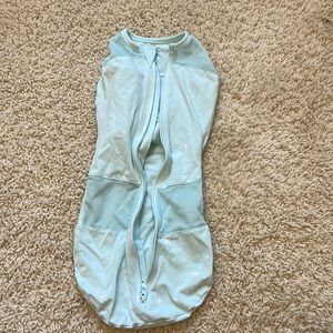 Happiest baby swaddle